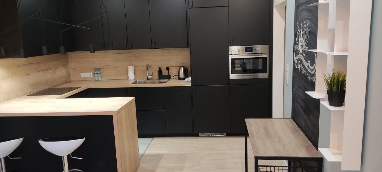 Be My Guest- Fontany Luxury Apartment Metro Wi-Fi Free Parking Zone Варшава Экстерьер фото