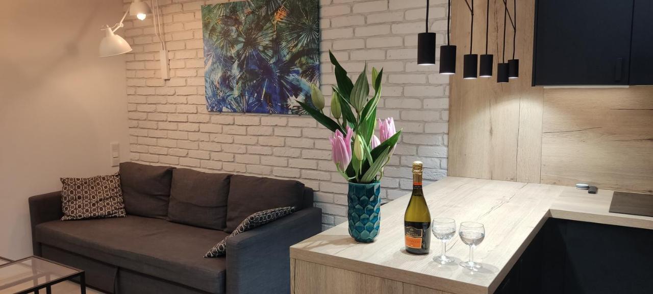 Be My Guest- Fontany Luxury Apartment Metro Wi-Fi Free Parking Zone Варшава Экстерьер фото
