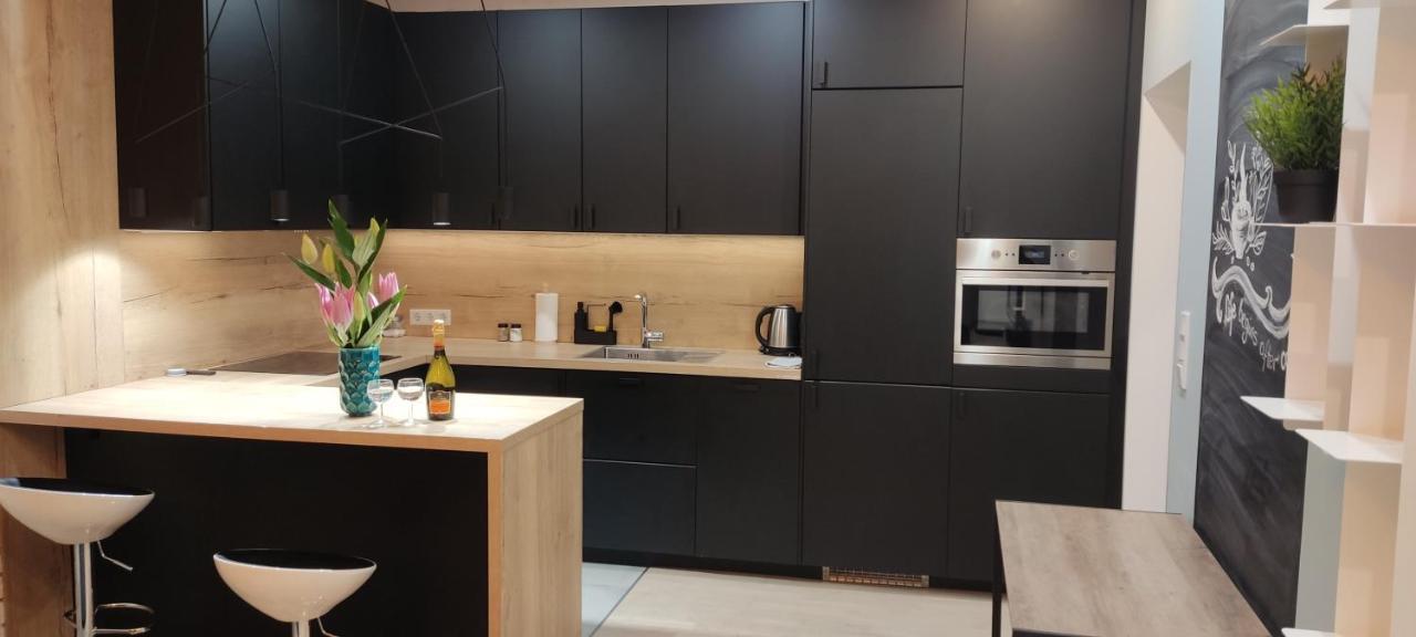 Be My Guest- Fontany Luxury Apartment Metro Wi-Fi Free Parking Zone Варшава Экстерьер фото